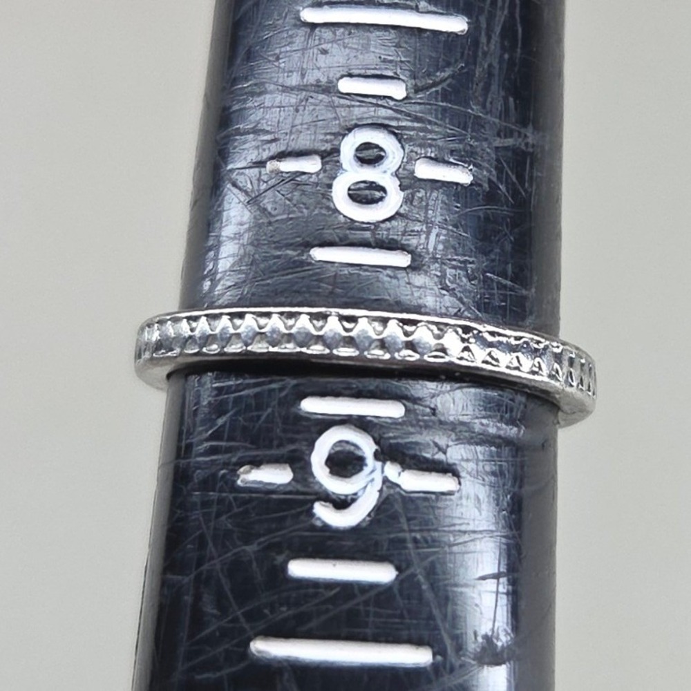 Silver Tone Textured Geometric Pattern Stackable Band Ring Size 8.5 - Picture 6 of 7